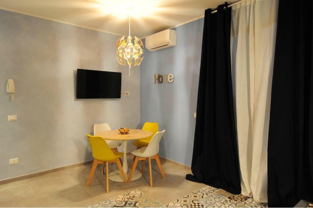 Light Blue Home เนเปิลส์ ภายนอก รูปภาพ